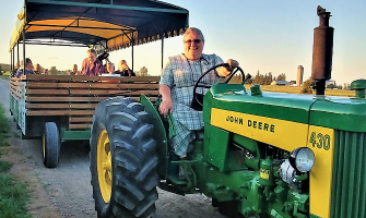 Vendor Spotlight! Elmira Wagon Rides! Vendor Spotlight! Elmira Wagon Rides!